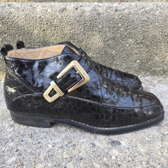 Vintage Patent Buckle Shoes - Picture 1 of 10